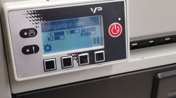 Stampante di etichette a bobina vip color vp700