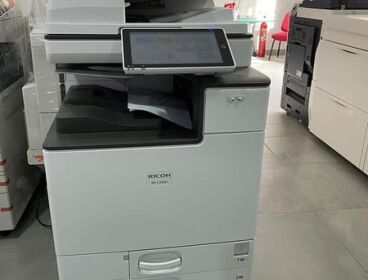 Ricoh imc 2000 nuova con fax e 4 cassetti €1800+iva ultimo pezzo Più post script installata